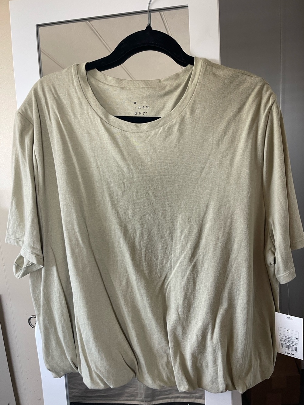 a new day Men’s Light Sage Short Sleeve Crewneck Tee